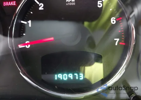 2010 Jeep Liberty Sport z USA, uszkodzony, nr VIN 1J4PN2GKXAW132047